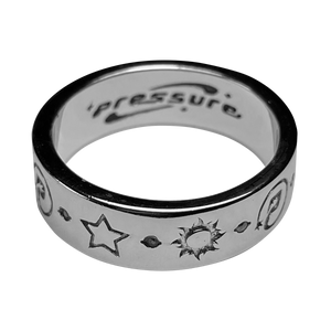 BLACK STAR RING